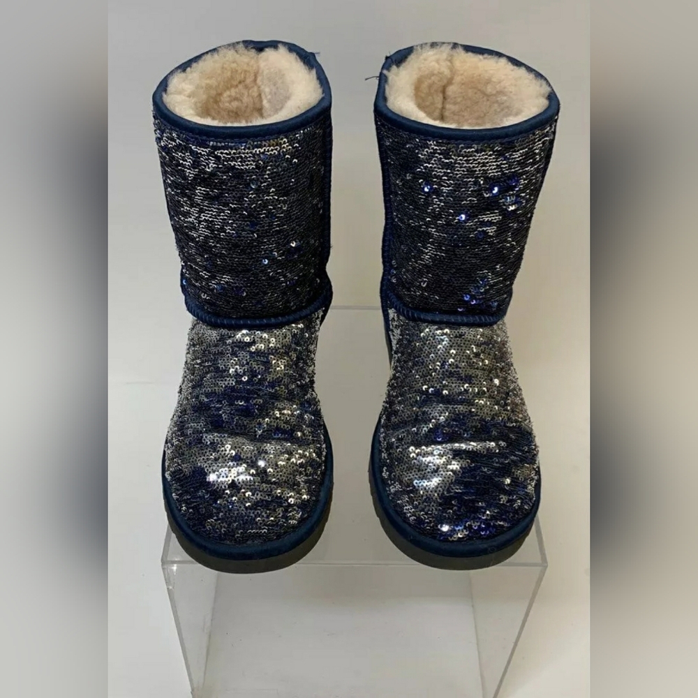 Ugg Sequin Blue Silver Shearling Cold Weather / S… - image 4